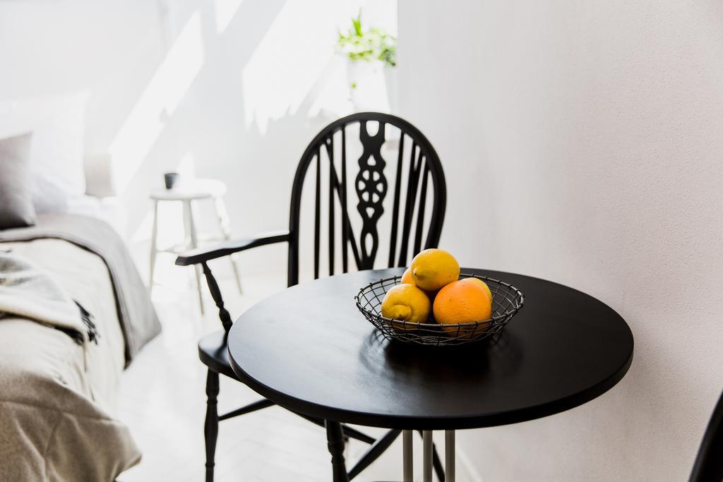 Apartament typu studio z widokiem na dziedziniec