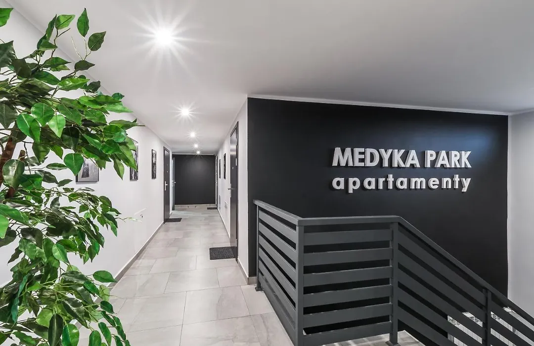 Apartamenty Medyka Park-1