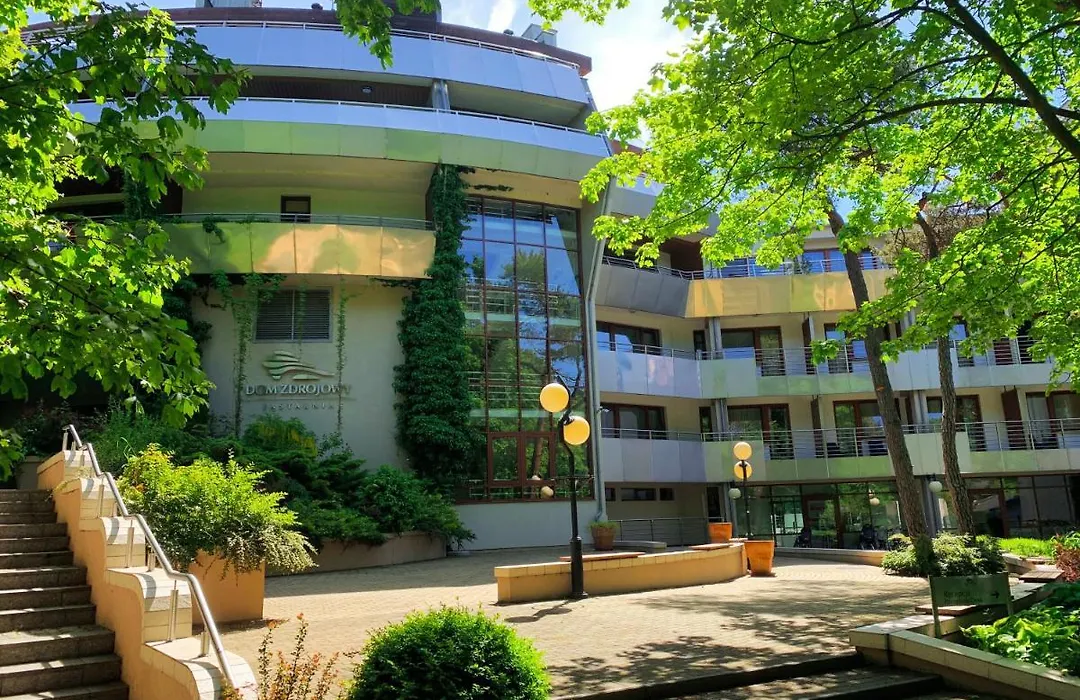 Dom Zdrojowy Apartament "Widokowy"-1