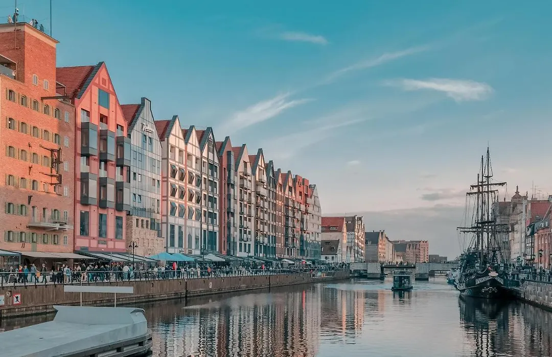 Apartamenty Chmielna 10 - Kompleks Deo - Old Town By Rent Like Home-1