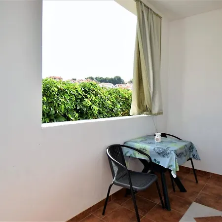 Apartments Mica-2