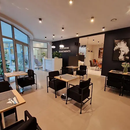 Platinum Apartments Aparthotel-3