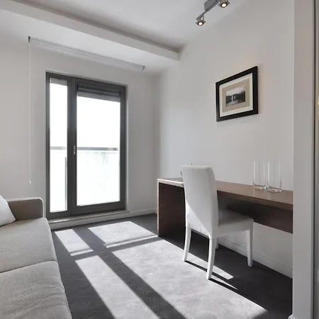 Gdansk Old Town Waterlane By Noclegi Renters-3