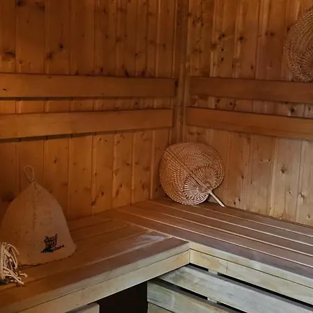 Letnia Willa Jacuzzi & Sauna-3