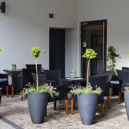 AGA Tenis Apartments by Radwańska-3