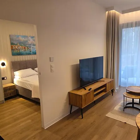 Omega Lake Premium Apartments-3