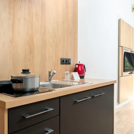 Platinum Apartments-3