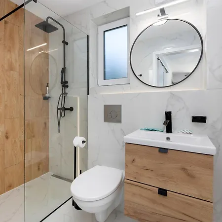 Apartamenty pod Modrzewiem-2