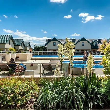 Domki Apartamentowe Fulay-3