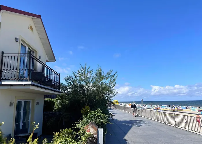 Hotel Lazur Sarbinowo