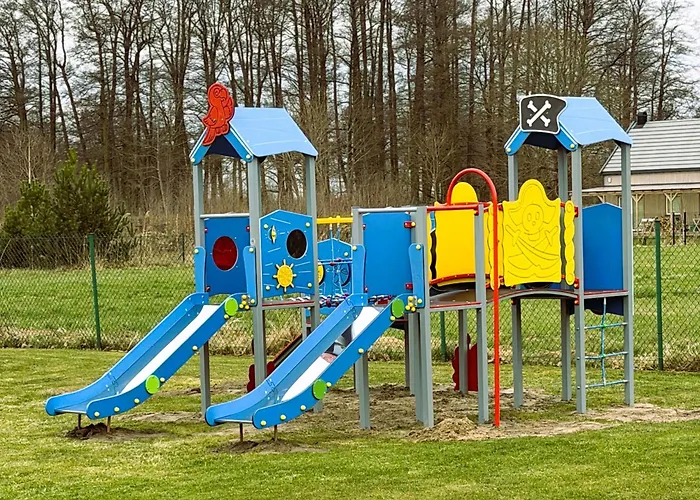 Kameralnie w Jantarze, basen z podgrzewaną wodą